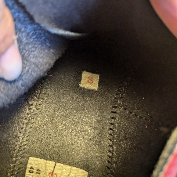 Boreal Laser Size 8 climbing shoes - Picture 5 of 6